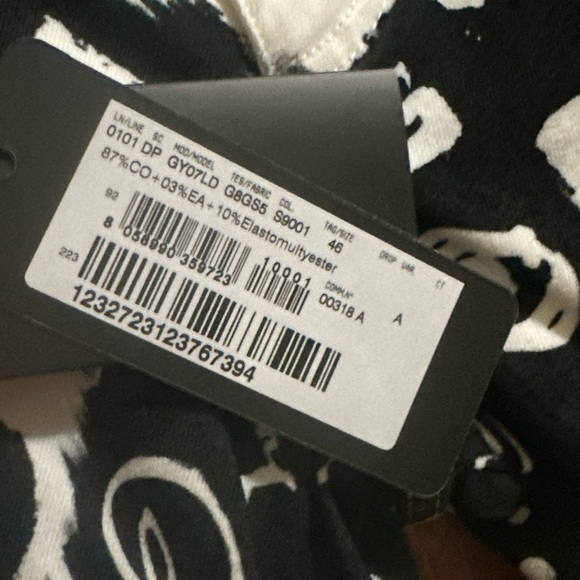 Dolce & Gabbana Graffiti-Print Denim Skinny Jeans - Picture 11 of 17